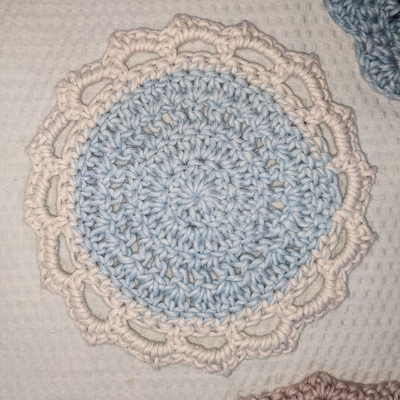 💠Coasters Boho Set of 4 HANDCRAFTED Handmade Crochet Gift - Picture 9 of 13
